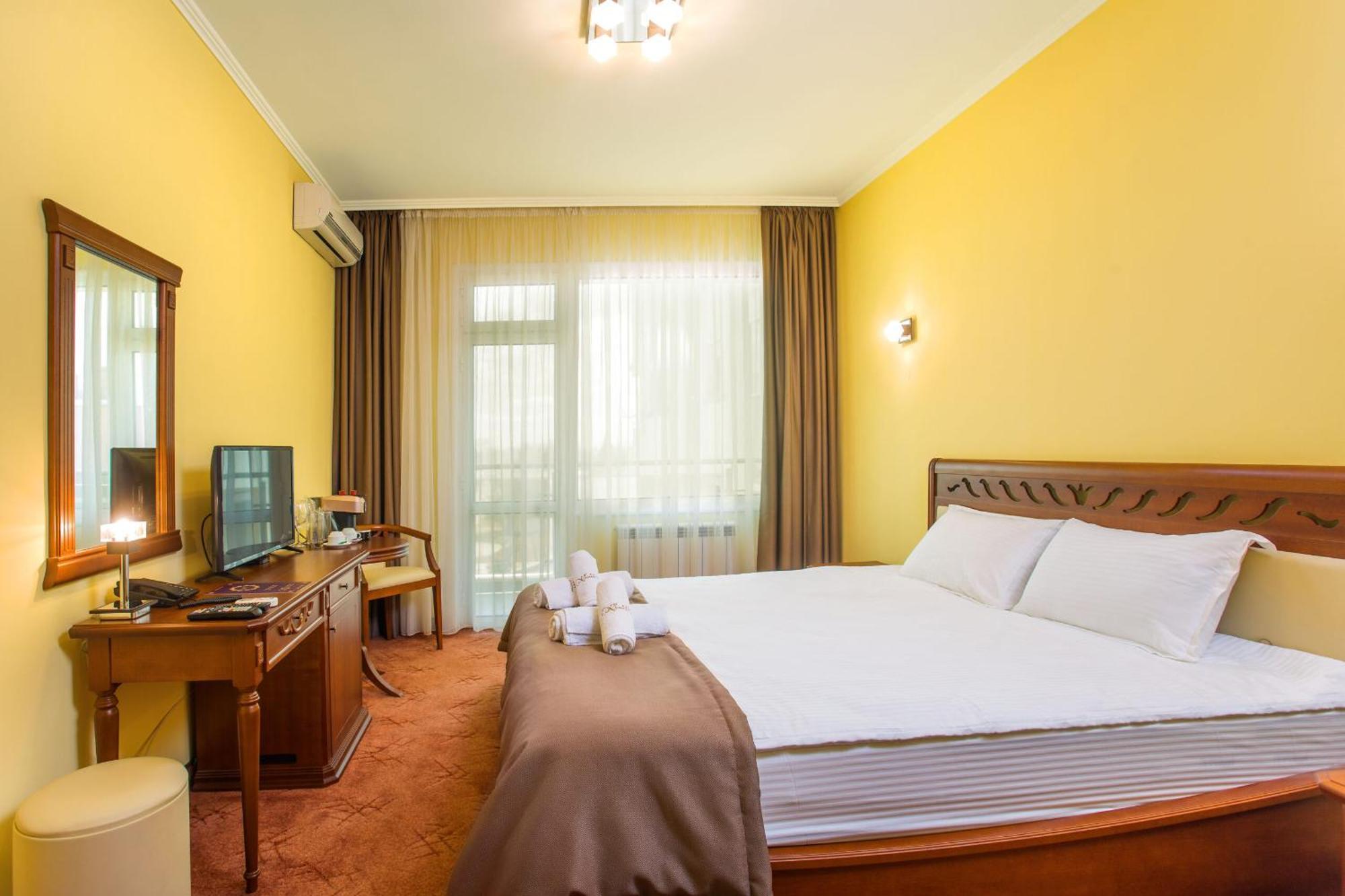 Парк-Хотел Клементина Trud Exterior foto