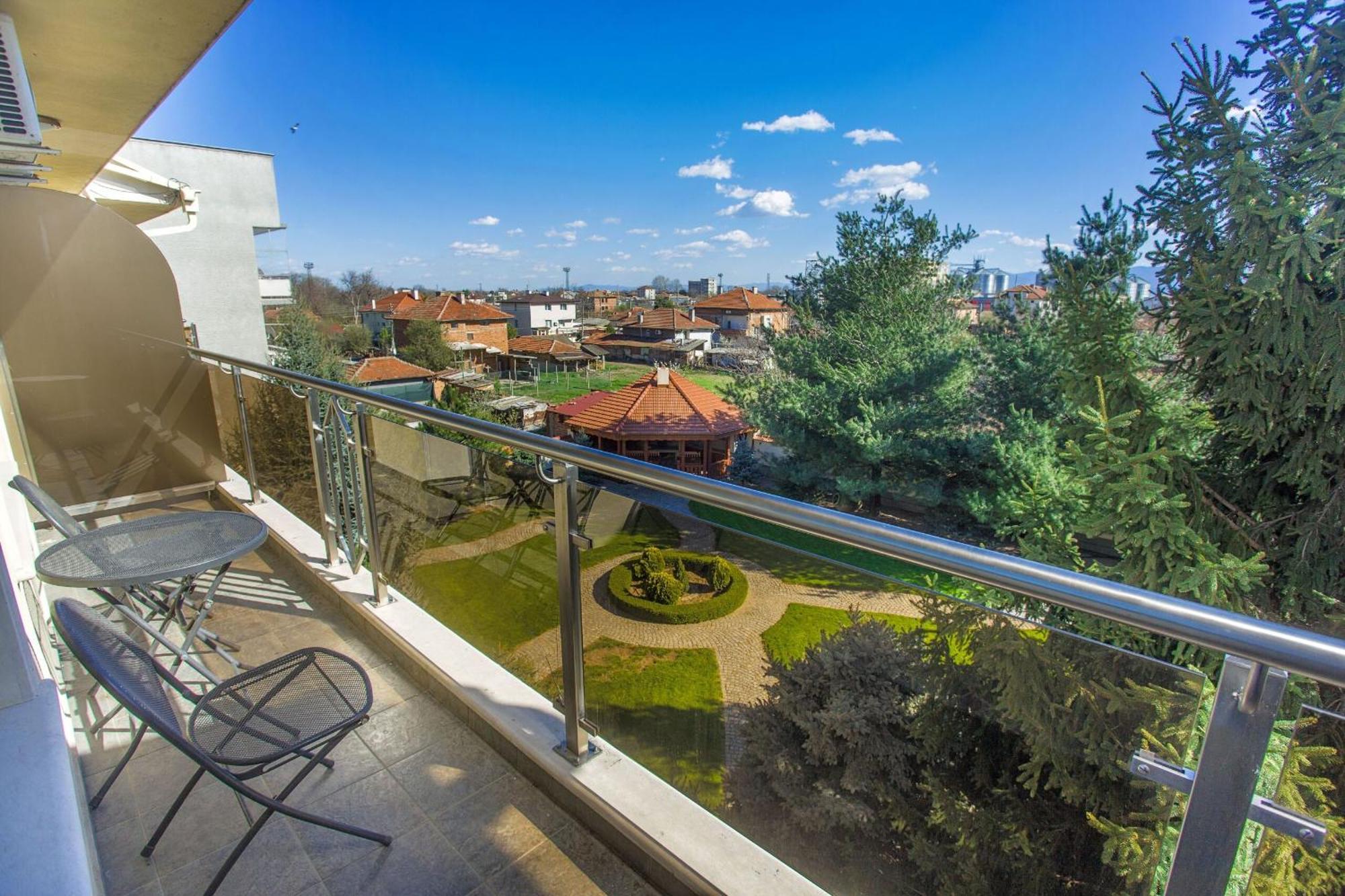 Парк-Хотел Клементина Trud Exterior foto